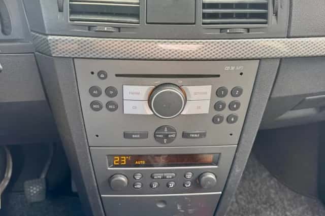 Opel Meriva (2008) thumbnail 3