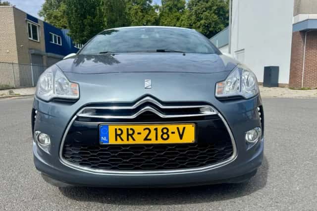 Citroën DS3 (2010) thumbnail 4