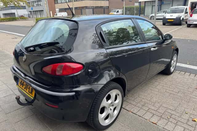 Alfa Romeo 147 (2002) thumbnail 6