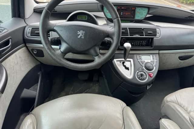 Peugeot 807 (2004) thumbnail 2