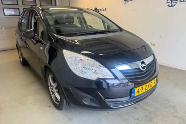 Opel Meriva (2011) thumbnail 5