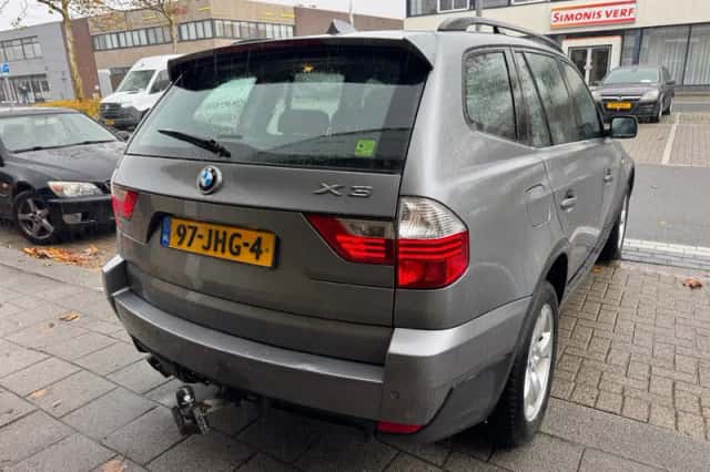 BMW X3 (2009) thumbnail 6