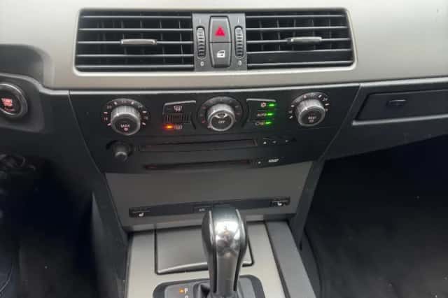 BMW 5-Serie (2007) thumbnail 3