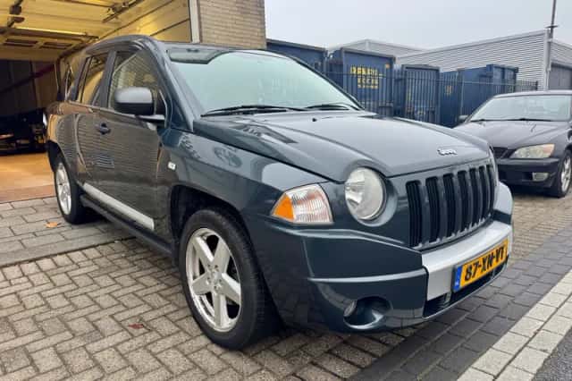 Jeep Compass (2007) thumbnail 5