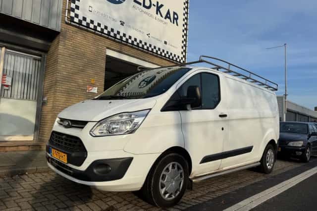 Ford Transit Custom (2017) thumbnail 4