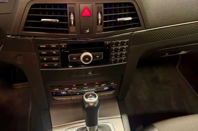 Mercedes-Benz E-Klasse (2013) thumbnail 3