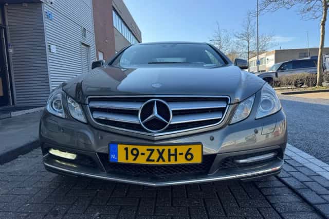 Mercedes-Benz E-Klasse (2013) thumbnail 4