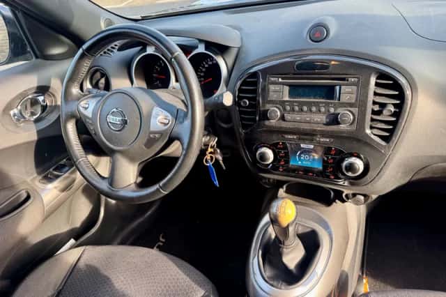 Nissan Juke (2012) thumbnail 2