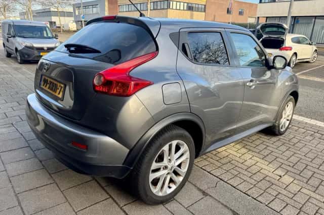 Nissan Juke (2012) thumbnail 5