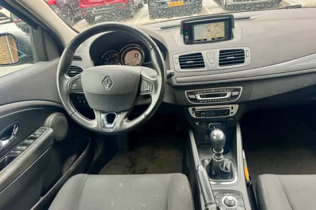Renault Mégane (2015) thumbnail 2
