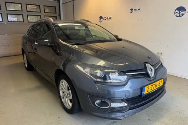 Renault Mégane (2015) thumbnail 4