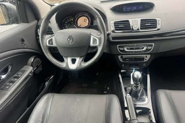 Renault Mégane (2012) thumbnail 2