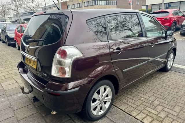 Toyota VERSO (2007) thumbnail 6