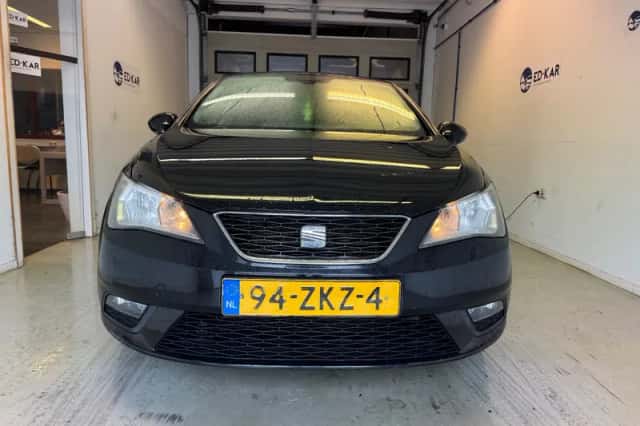 SEAT Ibiza (2013) thumbnail 4