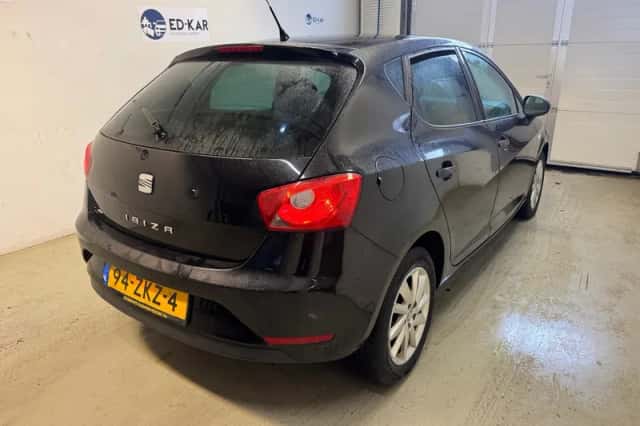 SEAT Ibiza (2013) thumbnail 6