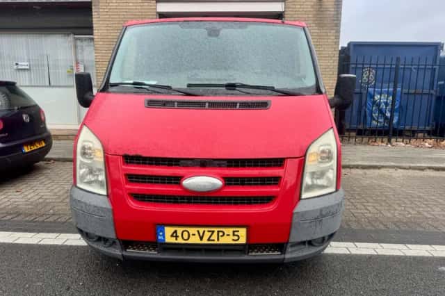 Ford Transit (2009) thumbnail 3