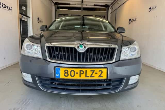 Škoda Octavia (2011) thumbnail 4
