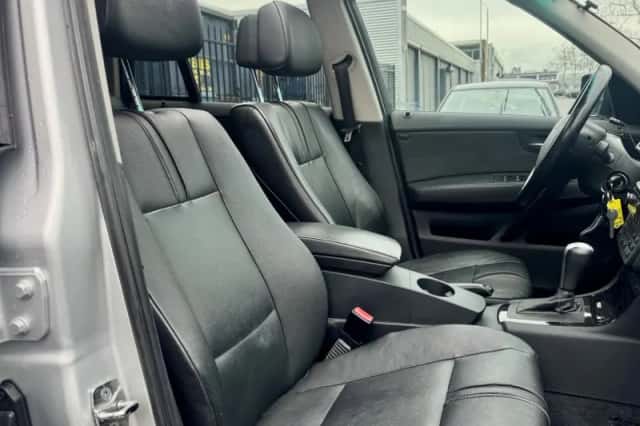 BMW X3 (2008) thumbnail 2