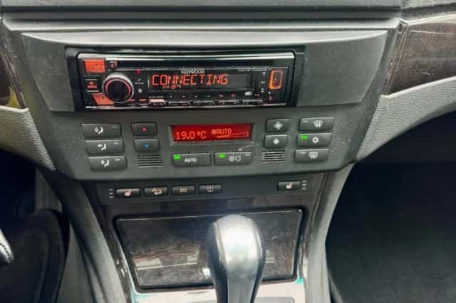 BMW X3 (2008) thumbnail 3