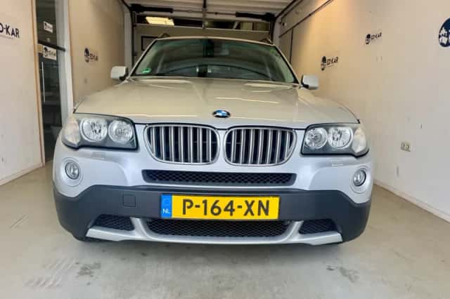 BMW X3 (2008) thumbnail 4