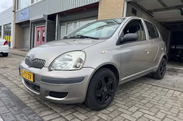 Toyota Yaris (2005)