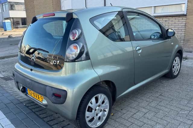 Citroën C1 (2010) thumbnail 6