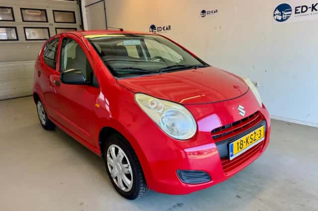 Suzuki Alto (2010) thumbnail 5
