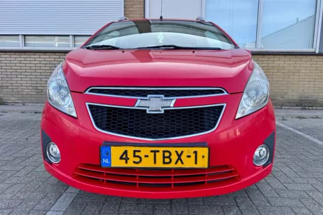 Chevrolet SPARK (2012) thumbnail 4
