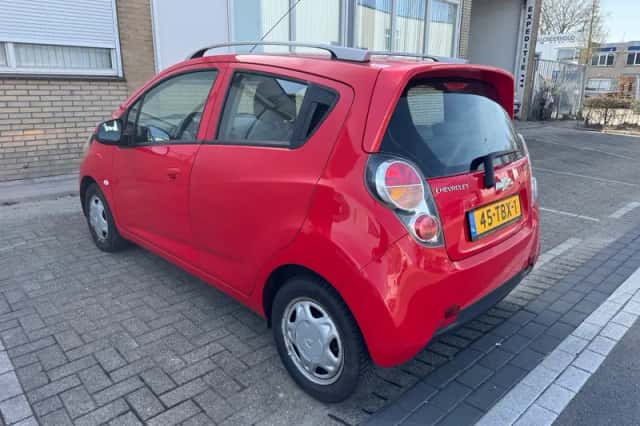 Chevrolet SPARK (2012) thumbnail 6