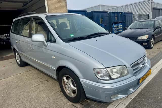 Hyundai TRAJET (2004) thumbnail 6