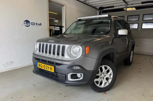 Jeep Renegade (2016)
