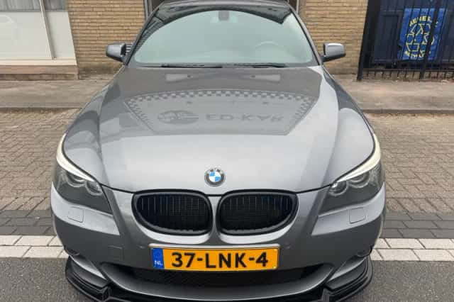 BMW 5-Serie (2010) thumbnail 4