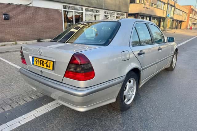 Mercedes-Benz C-Klasse (2000) thumbnail 6