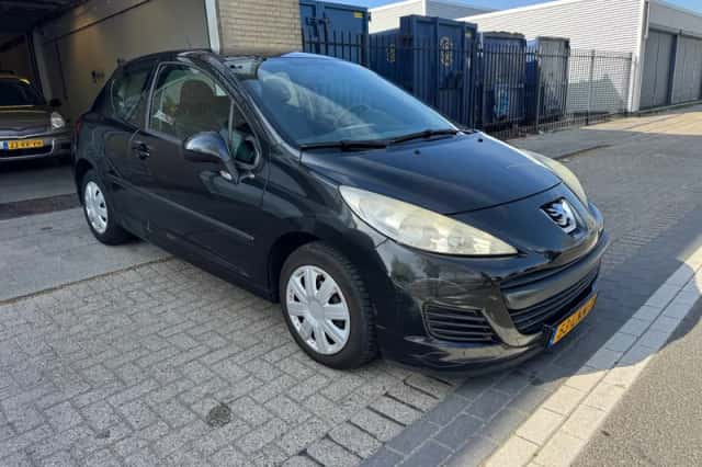 Peugeot 207 (2010) thumbnail 5