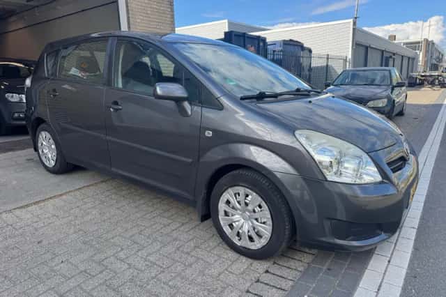 Toyota VERSO (2008) thumbnail 5