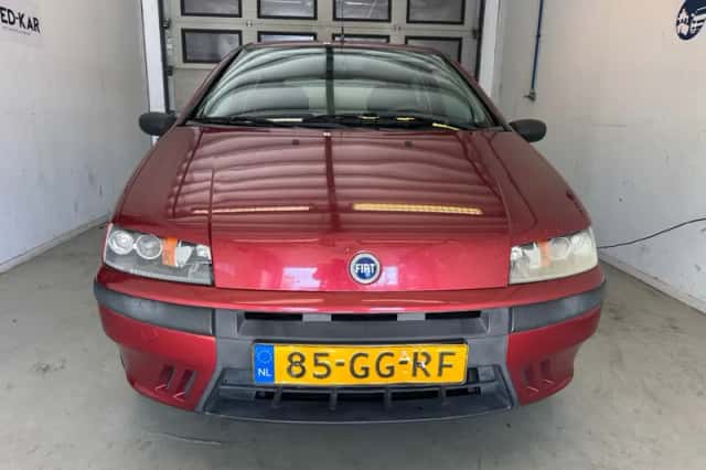 Fiat Punto (2000) thumbnail 4