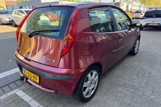 Fiat Punto (2000) thumbnail 6