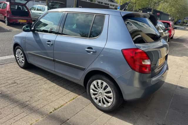 Škoda Fabia (2009) thumbnail 5