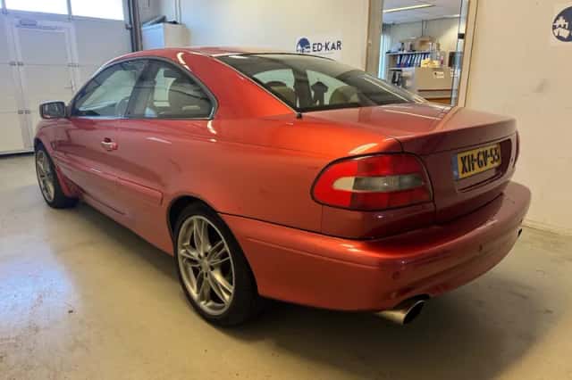 Volvo C70 (1998) thumbnail 6