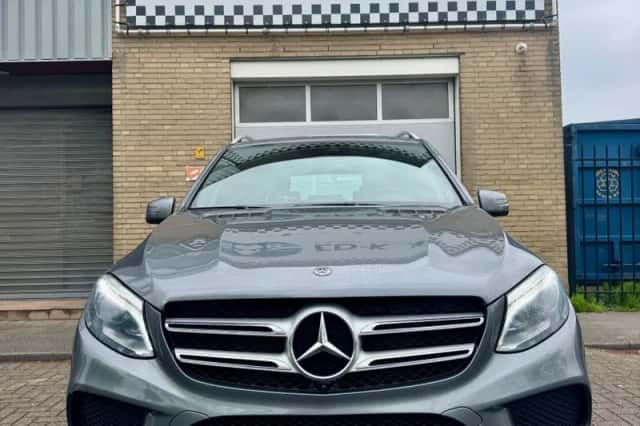 Mercedes-Benz GLE-KLASSE (2018) thumbnail 3