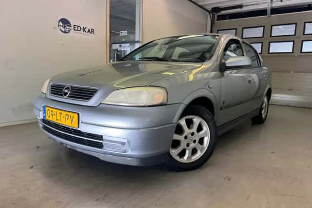 Opel Astra (2003)