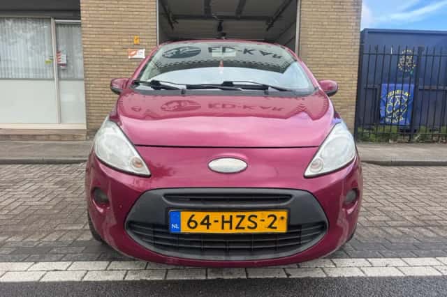 Ford KA (2009) thumbnail 4