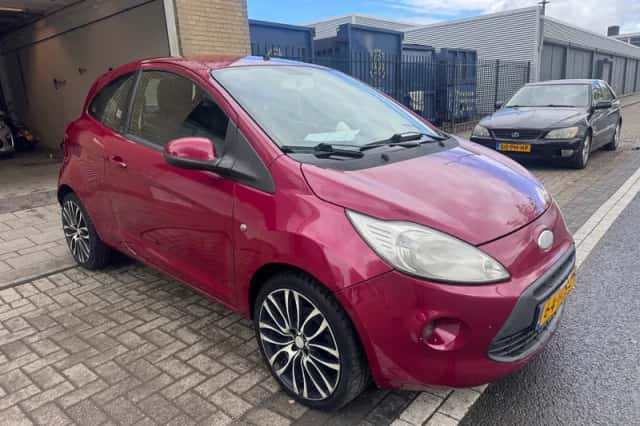 Ford KA (2009) thumbnail 5