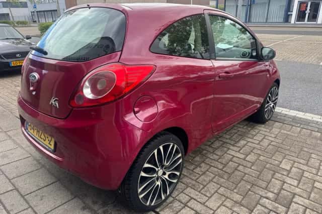 Ford KA (2009) thumbnail 6