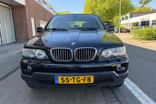 BMW X5 (2006) thumbnail 4