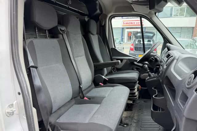 Renault Master (2018) thumbnail 4