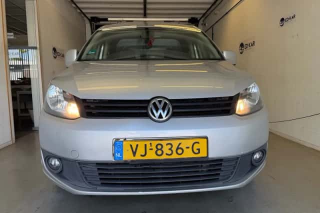 Volkswagen Caddy (2014) thumbnail 4