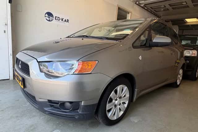 Mitsubishi Colt (2012)