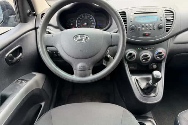 Hyundai i10 (2011) thumbnail 2