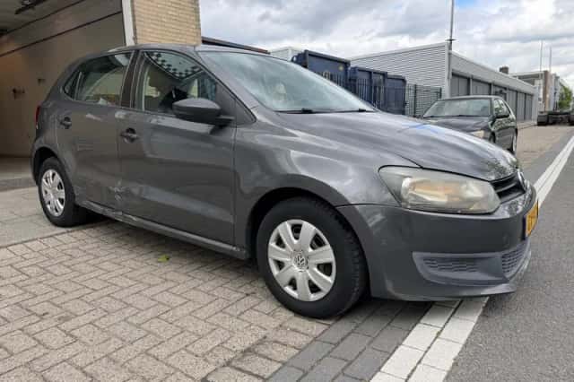 Volkswagen Polo (2009) thumbnail 5
